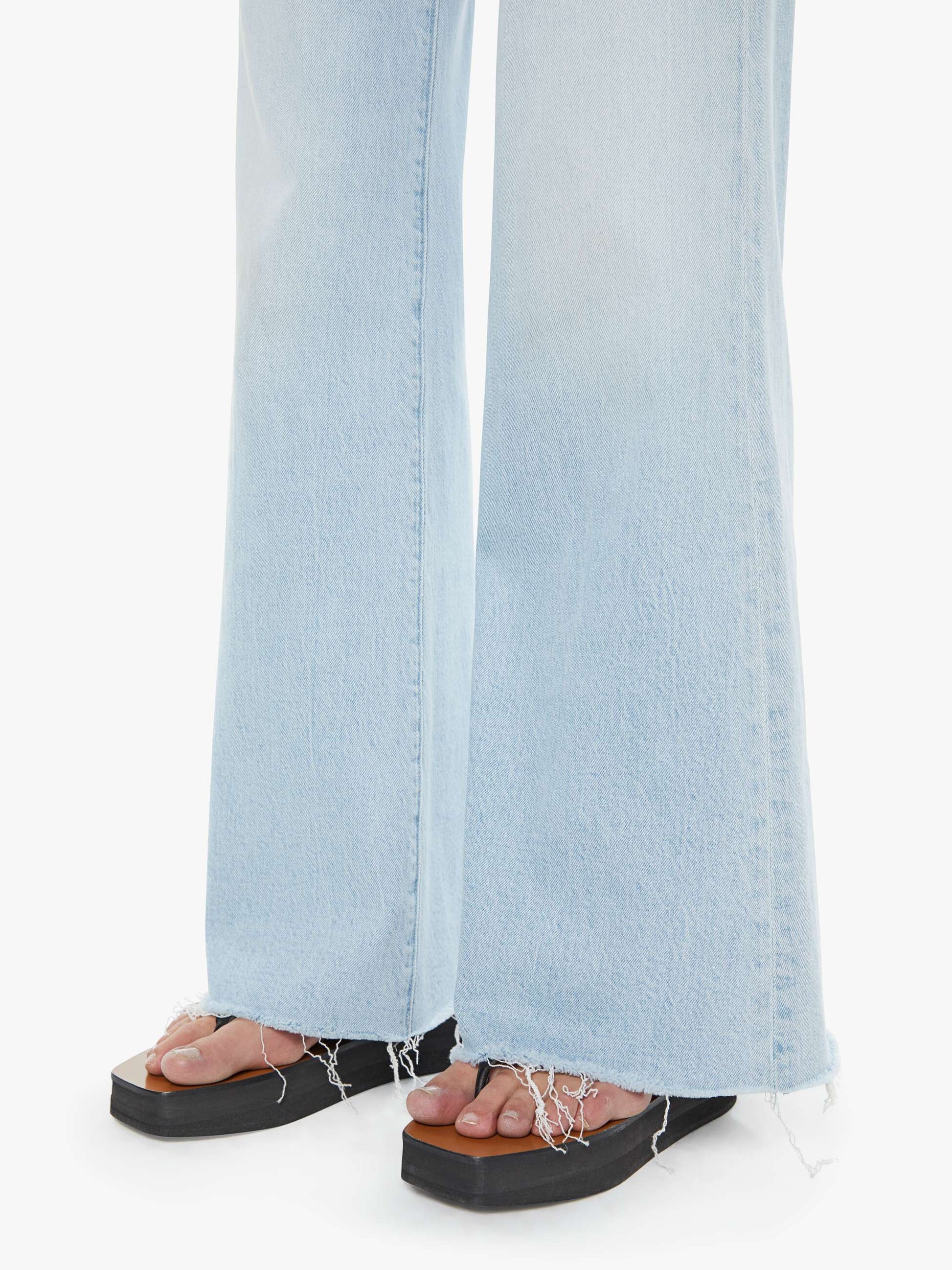 Mother Denim Women The Hustler Roller Skimp Fray