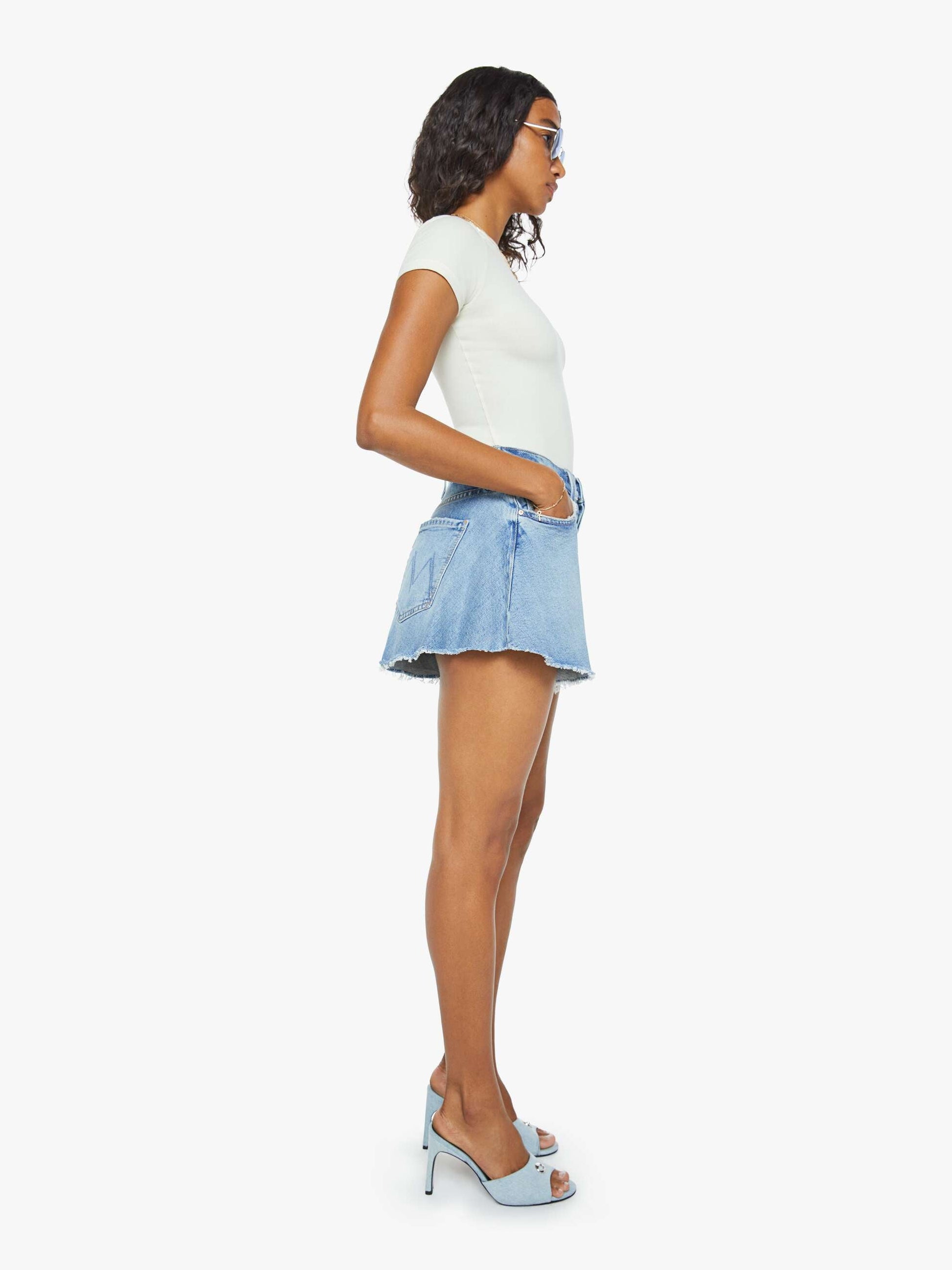Mother Denim Women The Flutter Short Fray